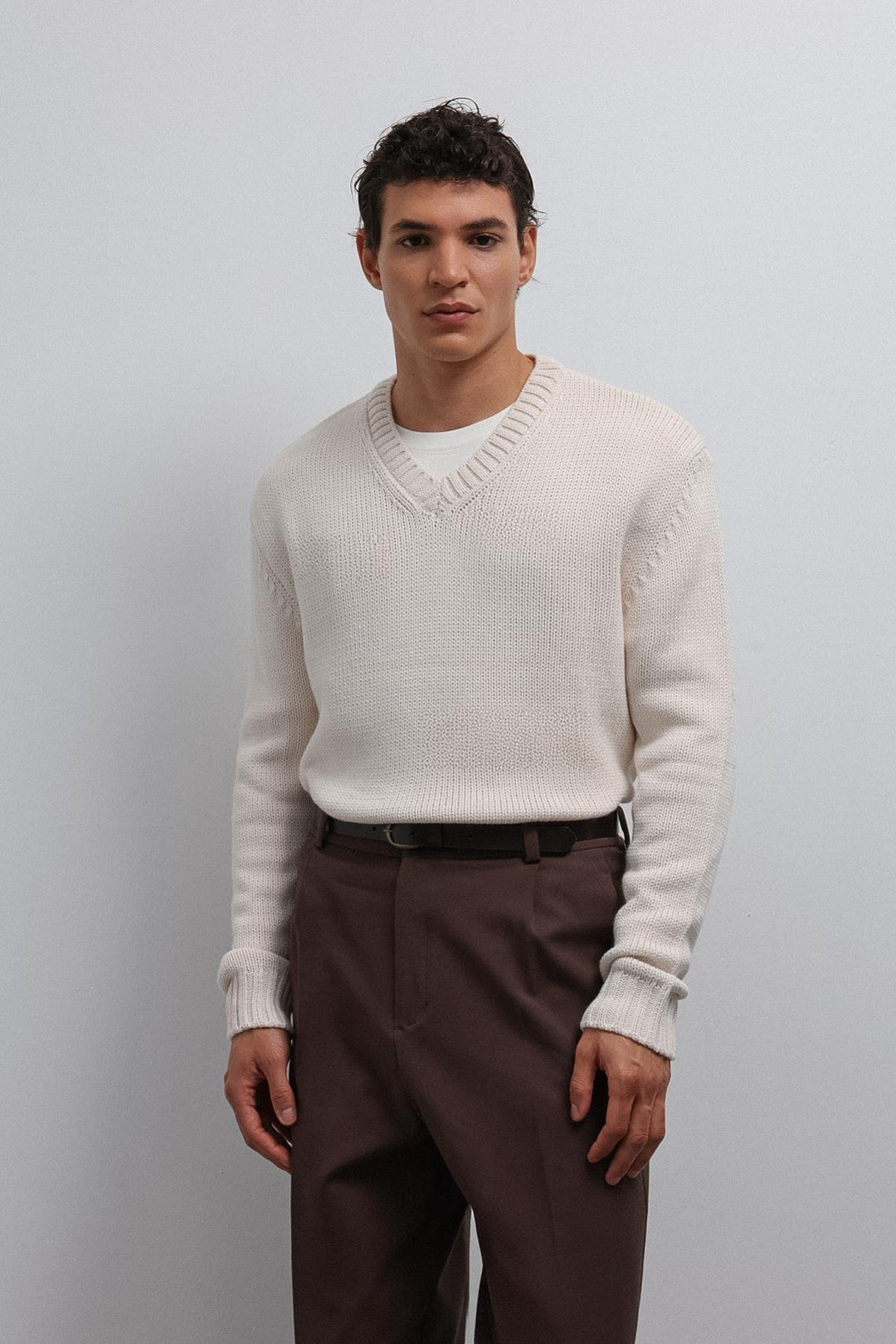 ANT Antioch Ecru Textured V-Neck Men's Sweater - Bari