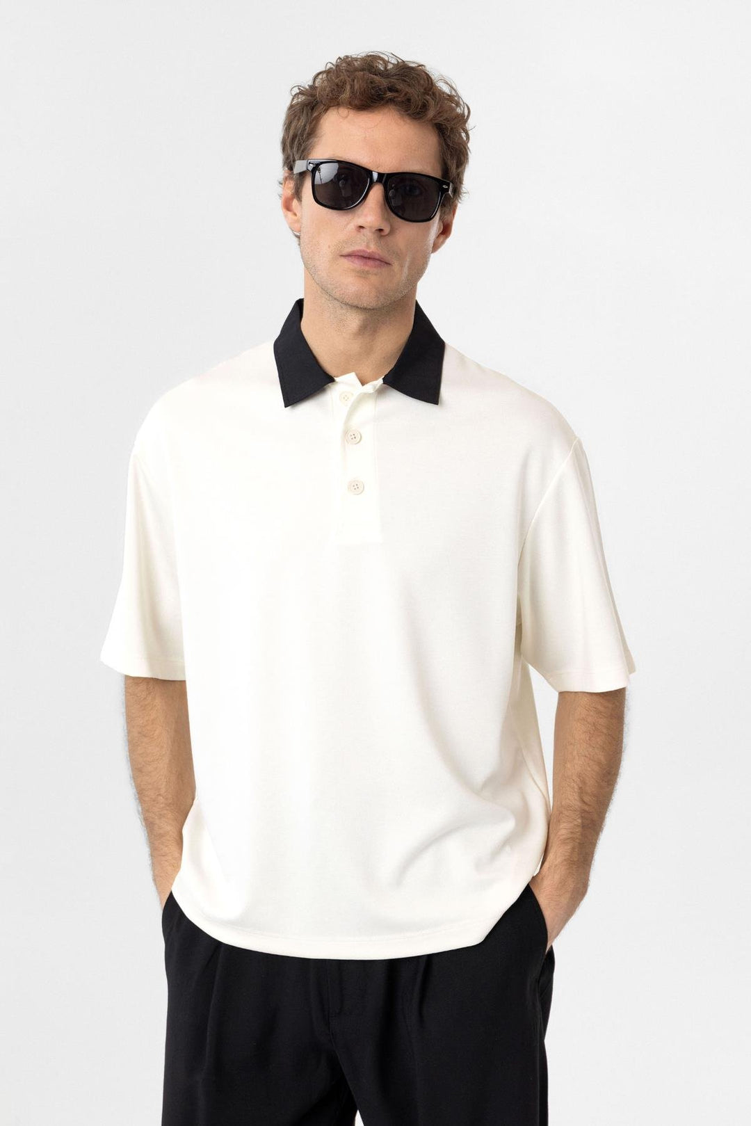 ANT Antioch Ecru Contrast Collar Interlock Textured Men's T-Shirt - Oradea