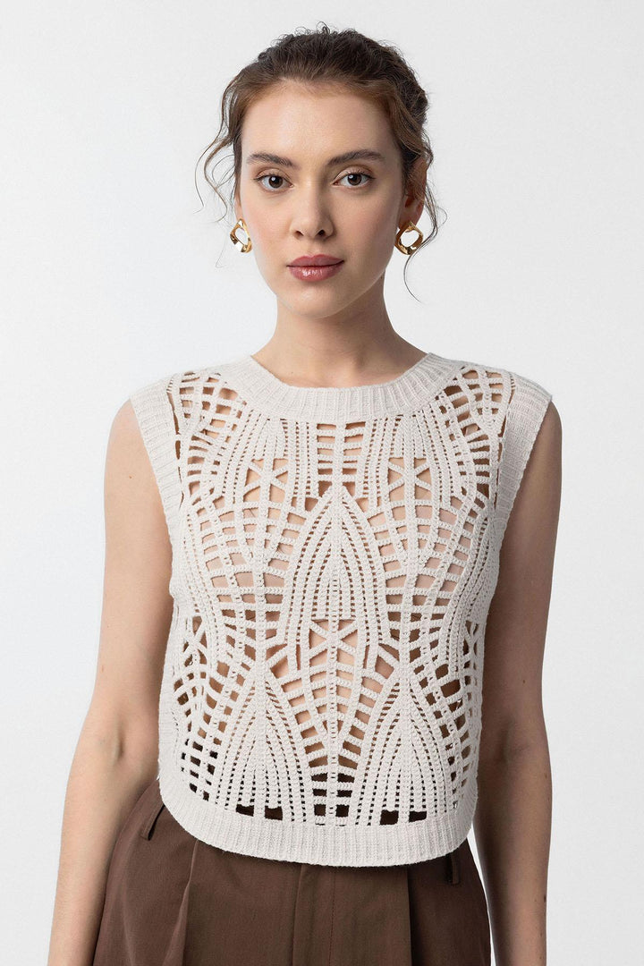 ANT Antioch Ecru Knitted Detailed Women's Vest - Aventura