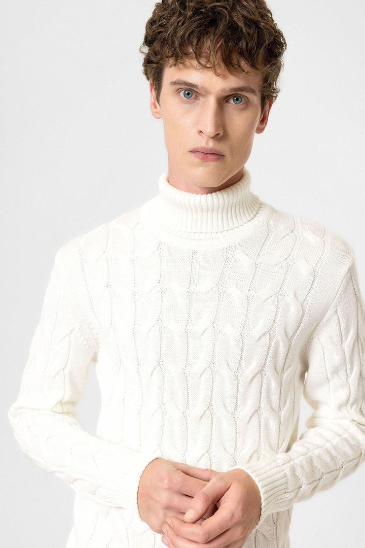 ANT Antioch Ecru Hair Braided Men's Sweater - Acambay
