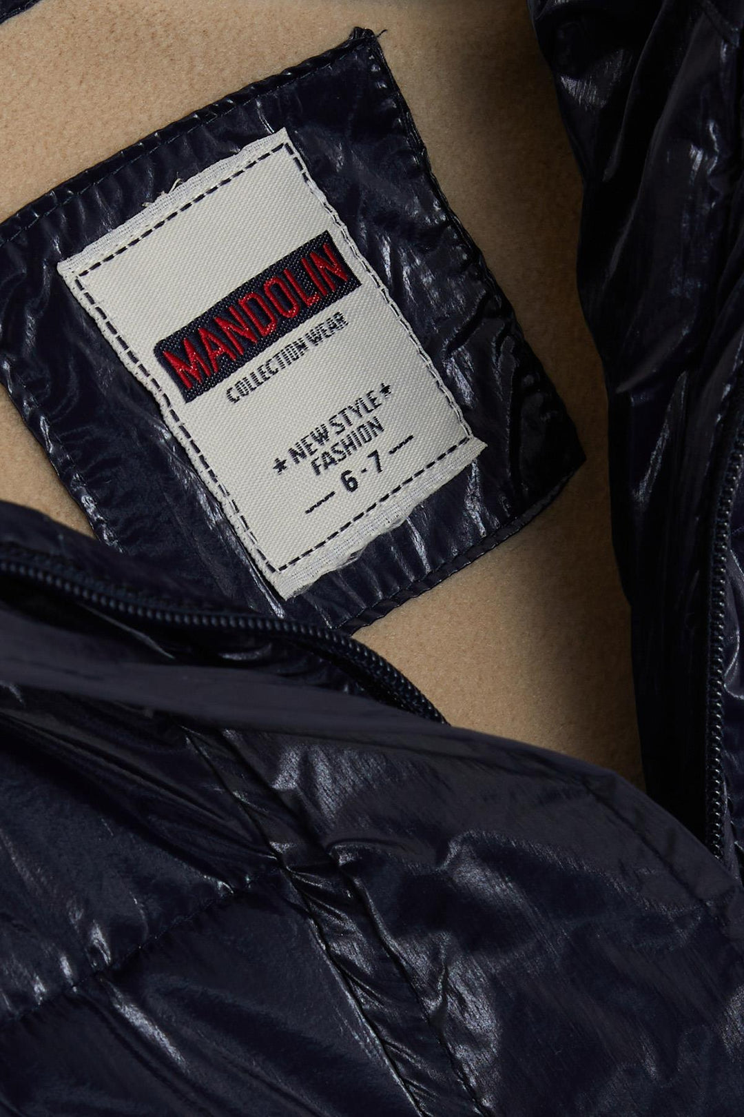 BRE Esso Mandolin Girl's Coat with Belted Hooded Emblem 60 Years, Dark Blue - Memmingen