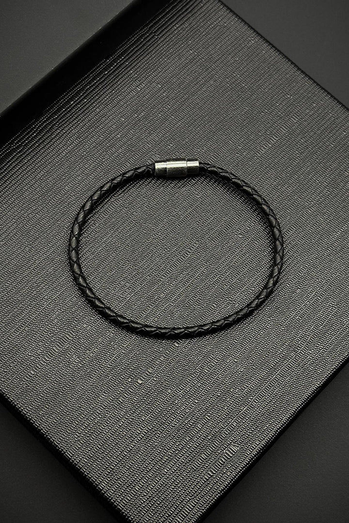 NVM FRNCH 100% Leather Black Color Magnetic Men's Bracelet FRJ12230-3230-S - Spalding