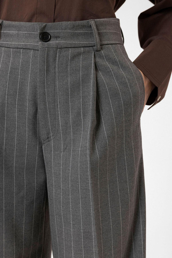 ANT Antioch Gray Women's High Waist Pleated Striped Pants - Kingston