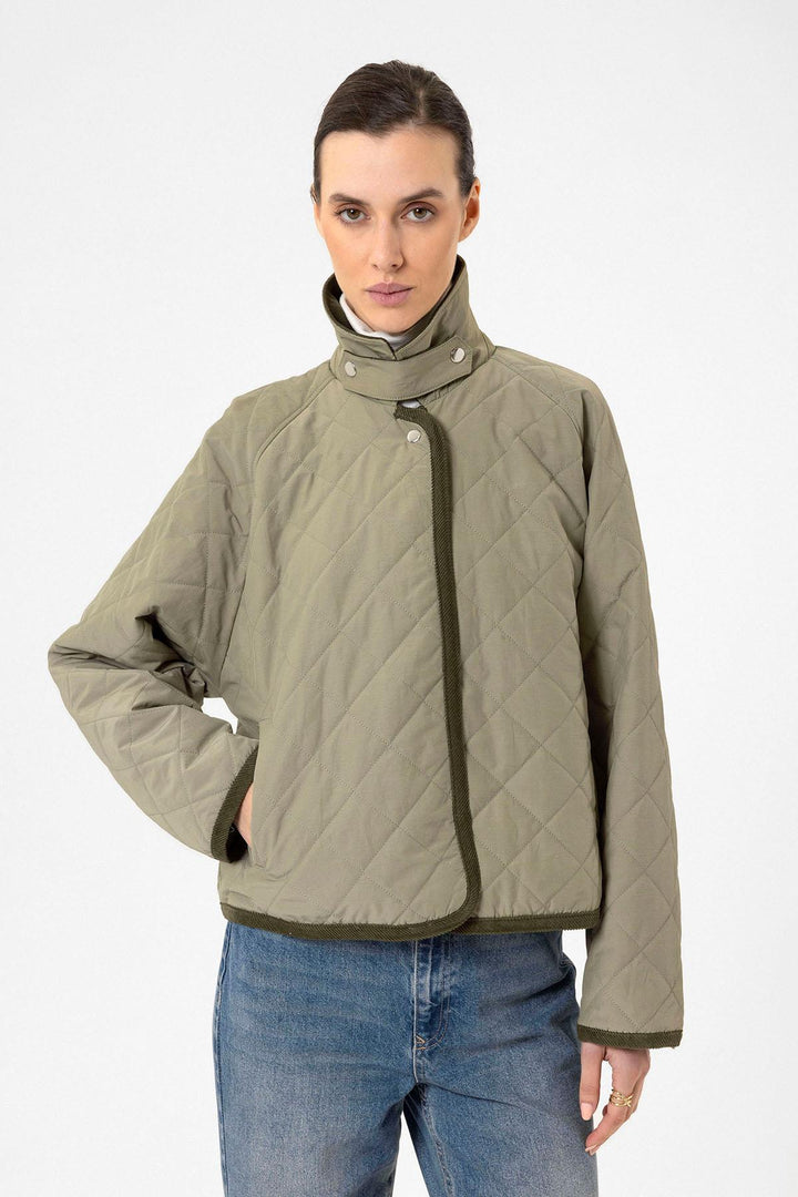 ANT Antioch Haki Women's Quilted Jacket with Polo Collar - Lawrence