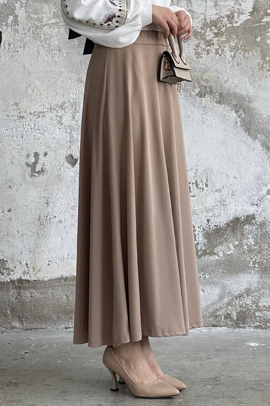 MDS Women Elastic Waist Scuba Skirt - Camel - Portland