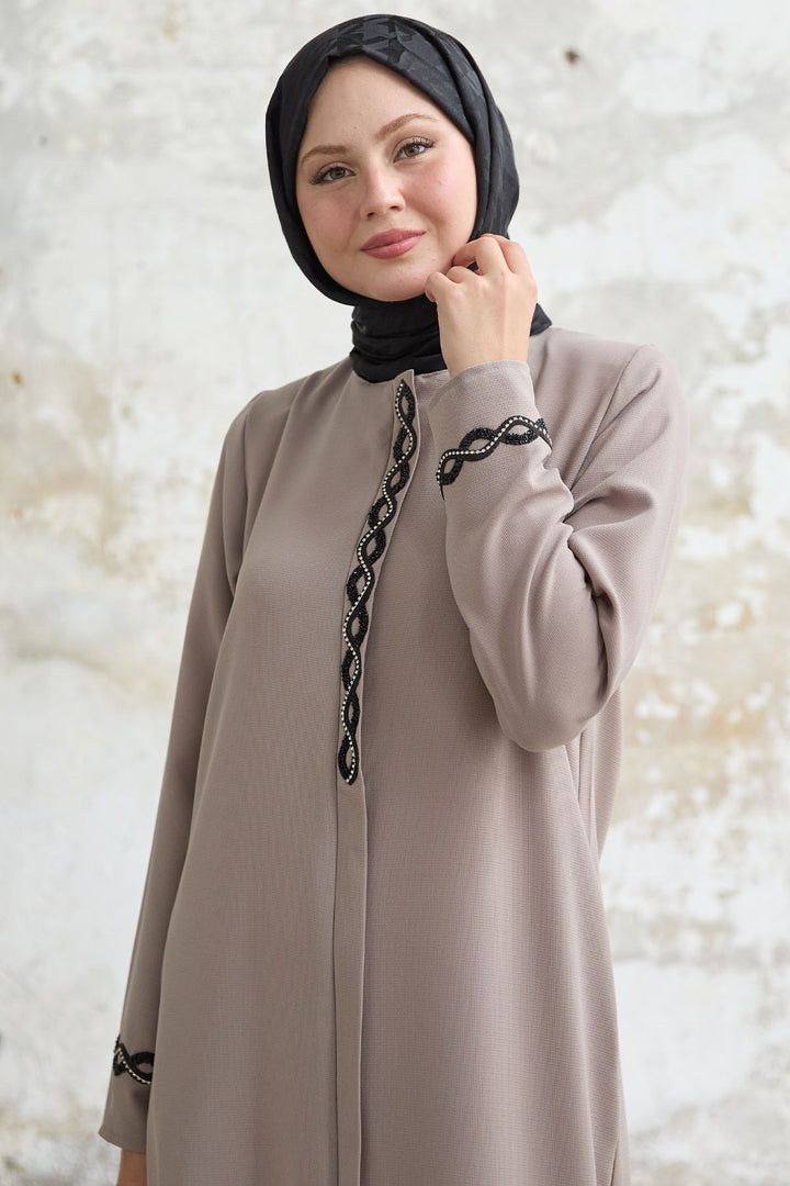 MDS Women Spiral Stone Detailed Honeycomb Beige Abaya - Puerto Real