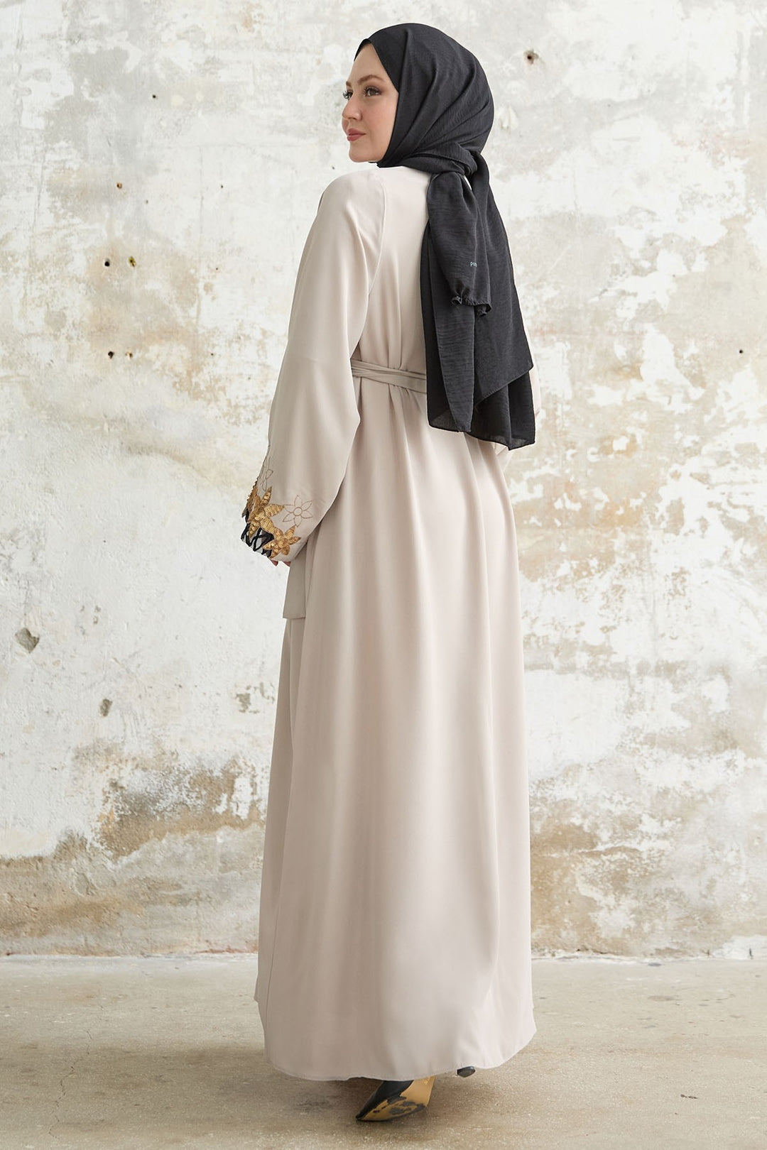 MDS Women Flower Stamp Detail Stone Abaya - Post Falls