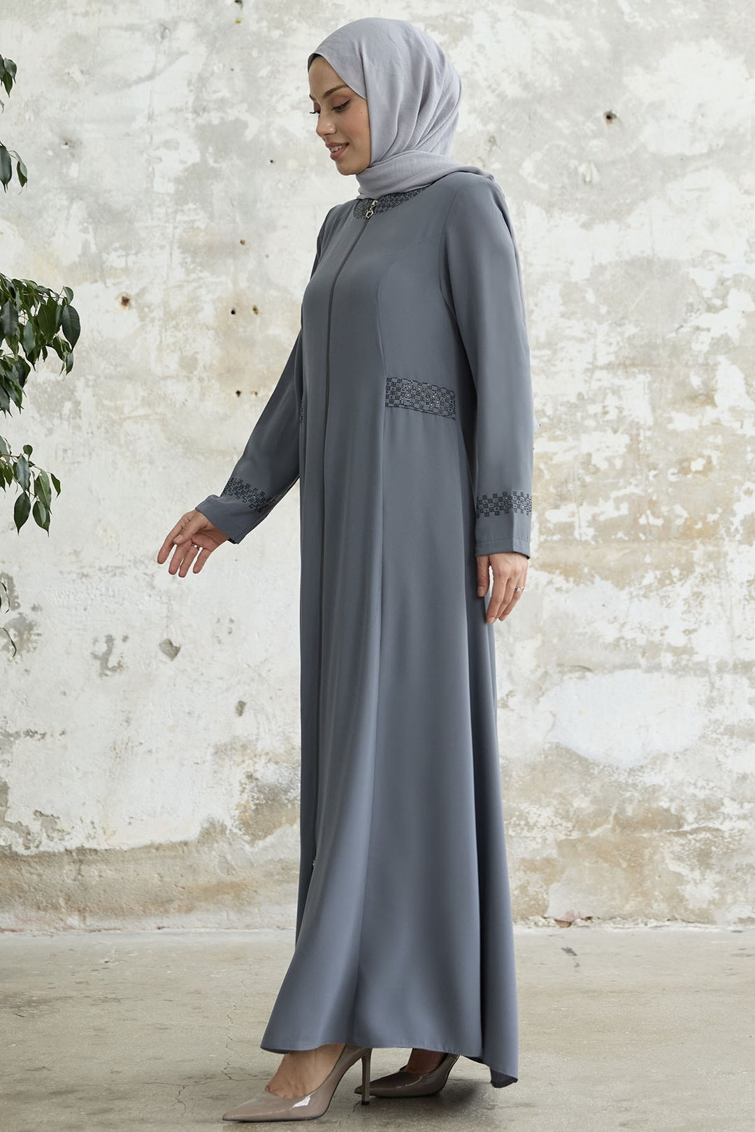 MDS Women Stone-embellished Abaya with Collar and Sleeves - Grey - Fresno