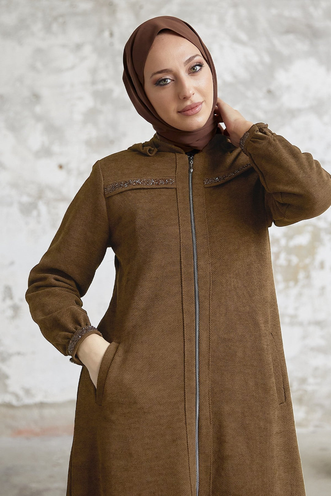 MDS Women Leda Pullover Detail Abaya - Light Brown - Villepinte
