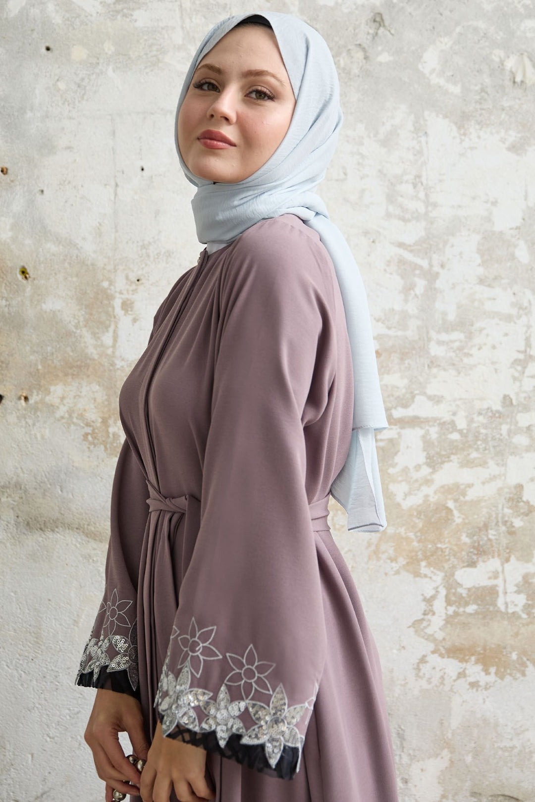 MDS Women Flower Stamp Detail Soft Lilac Abaya - Moers