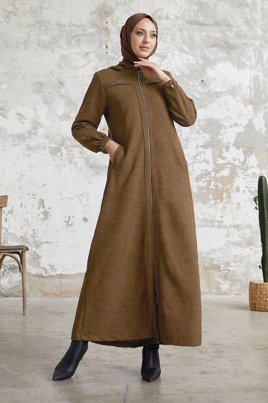 MDS Women Leda Pullover Detail Abaya - Light Brown - Villepinte