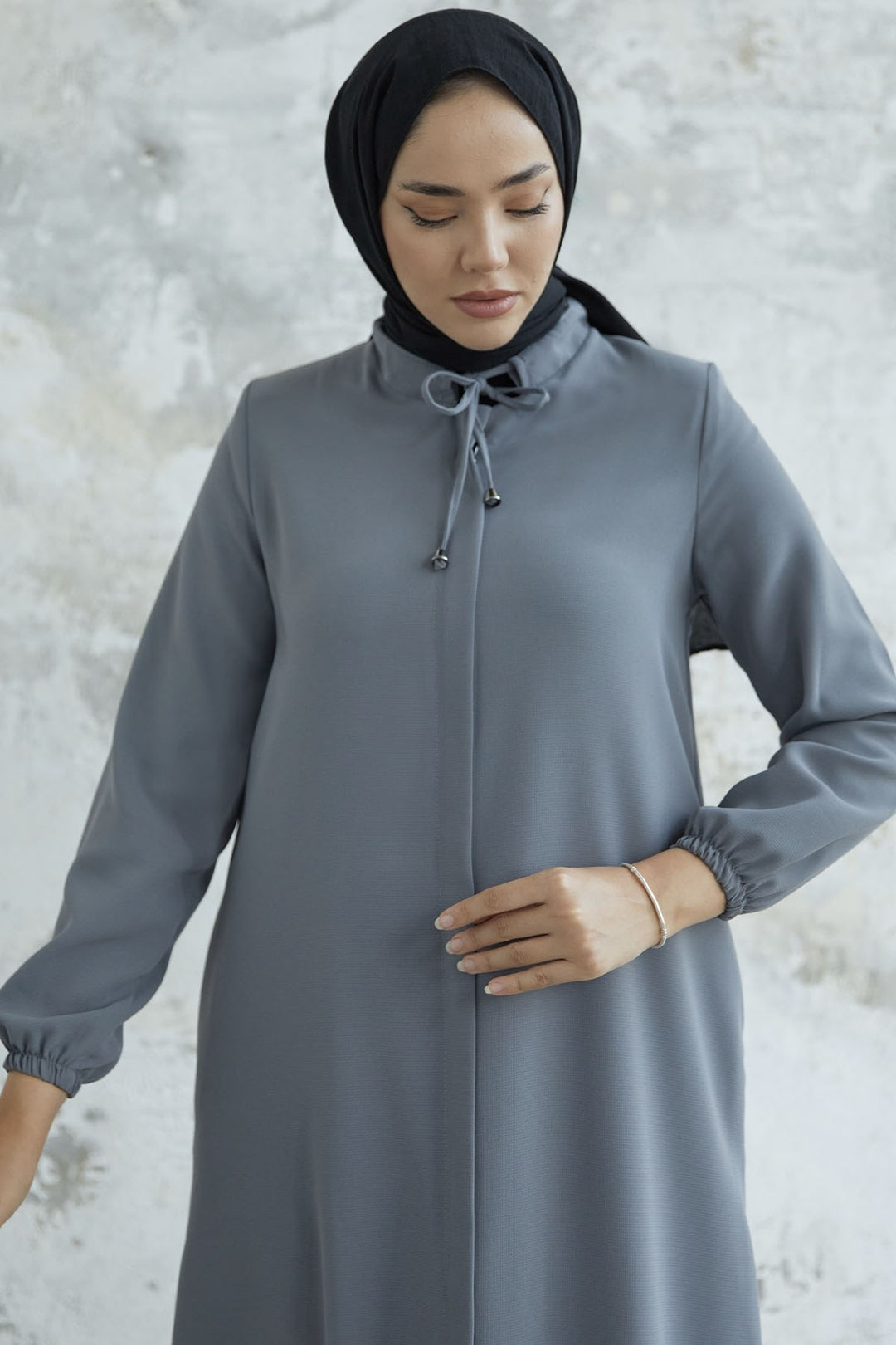 MDS Women Laced Hidden Button Abaya - Light Grey - Motril