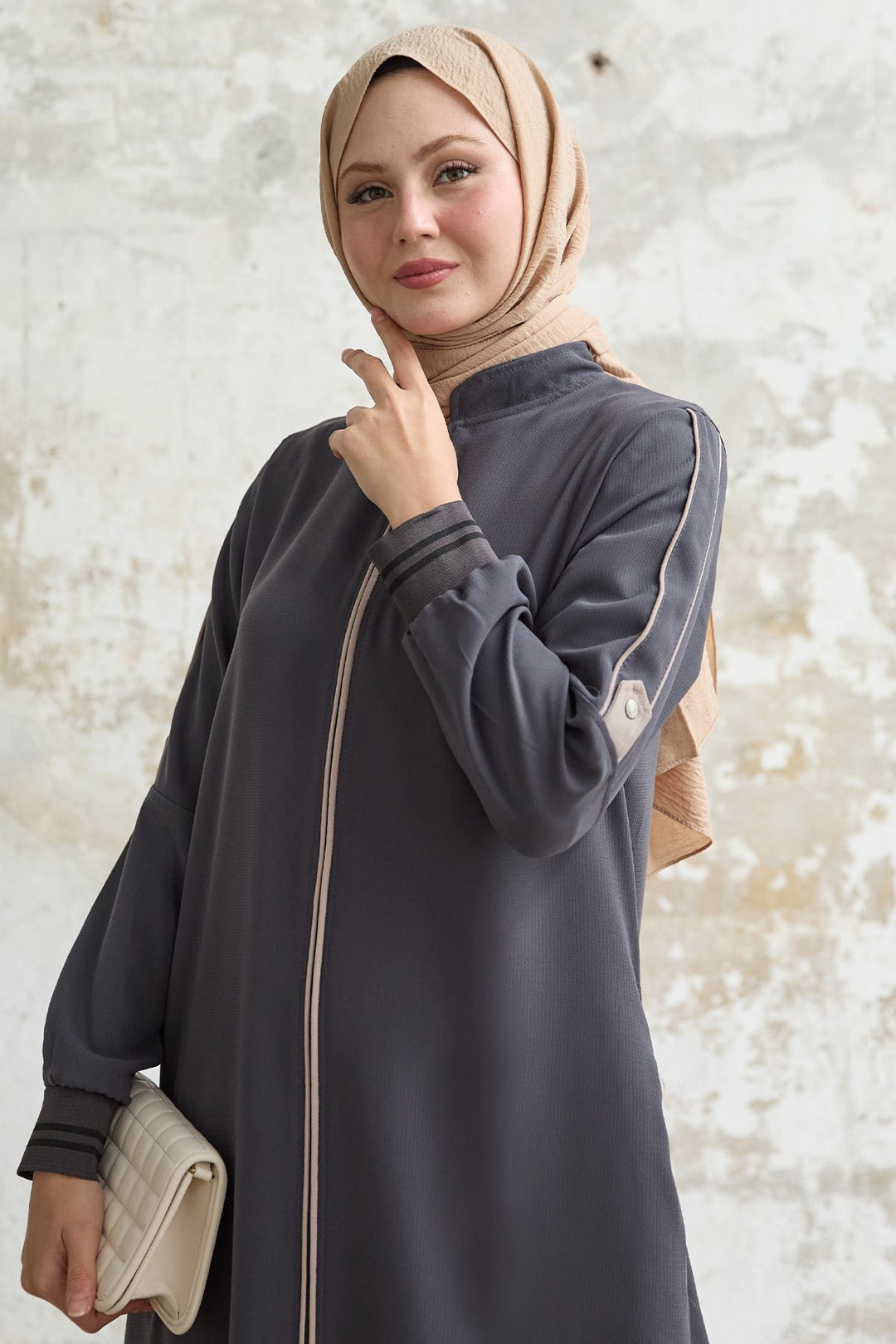 MDS Women Half-Sleeve Ribbed Gray Abaya - Dublin
