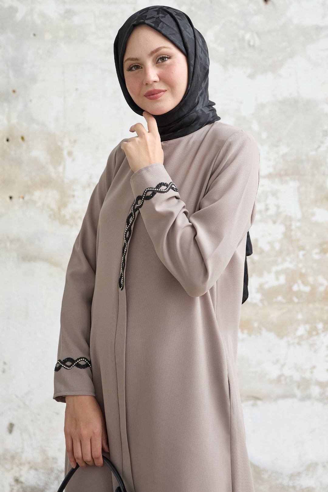 MDS Women Spiral Stone Detailed Honeycomb Beige Abaya - Puerto Real