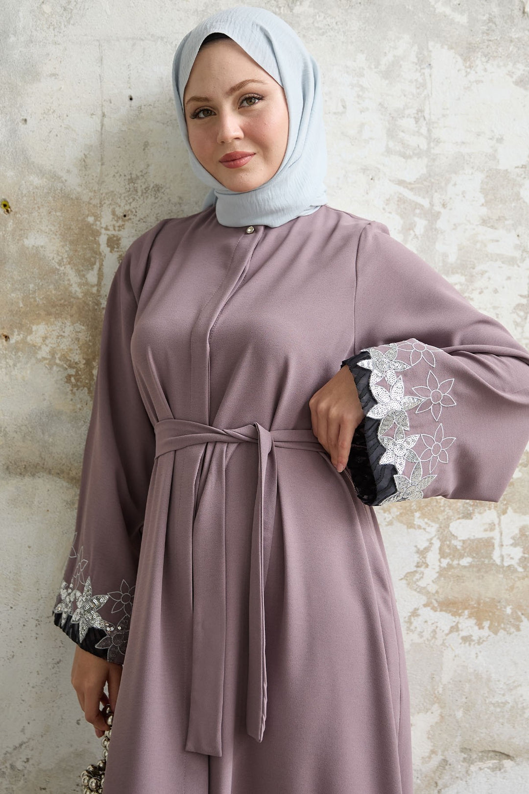 MDS Women Flower Stamp Detail Soft Lilac Abaya - Moers