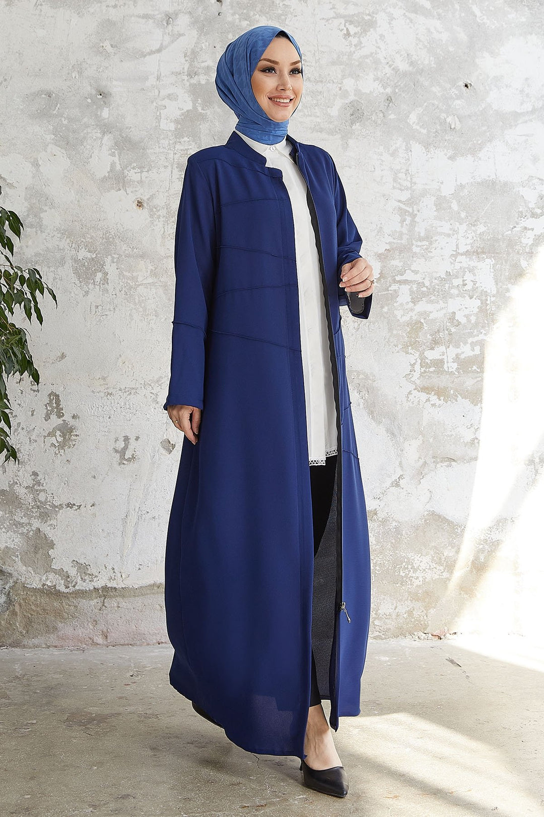 MDS Women Ivory Biye Pattern Abaya - Indigo - Westfield
