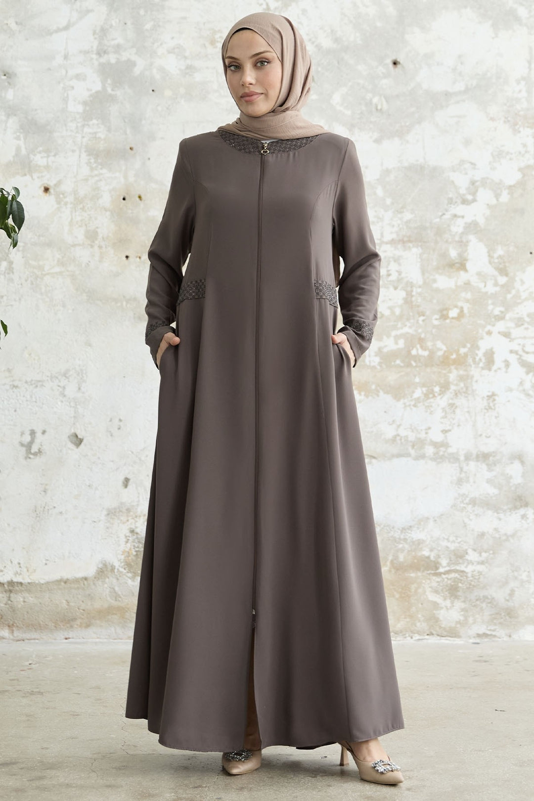 MDS Women Stone-embellished Abaya with Collar and Sleeves - Coffee - Penafiel
