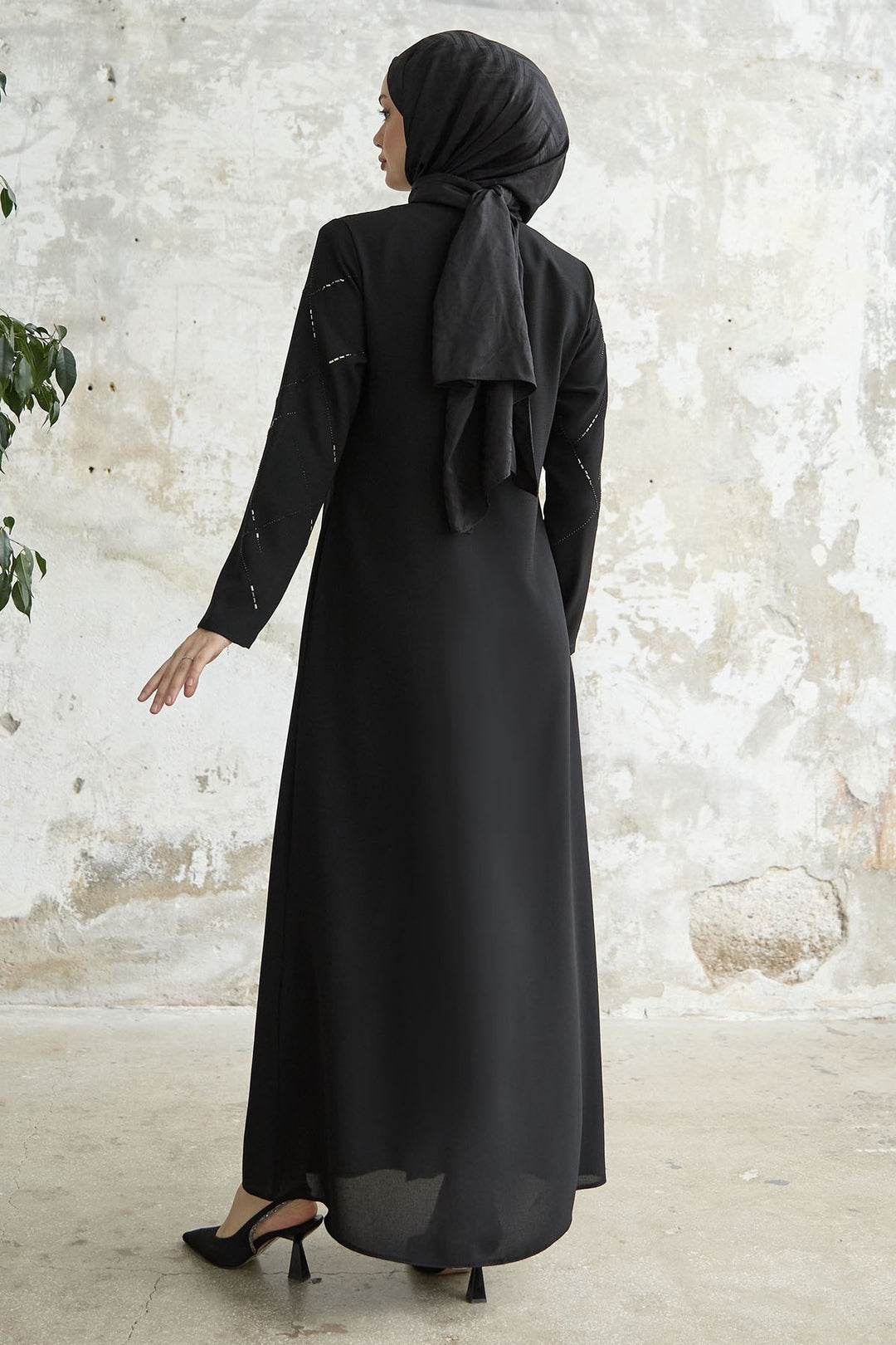 MDS Women Sequined Stone Embroidered Abaya - Black - San Pedro