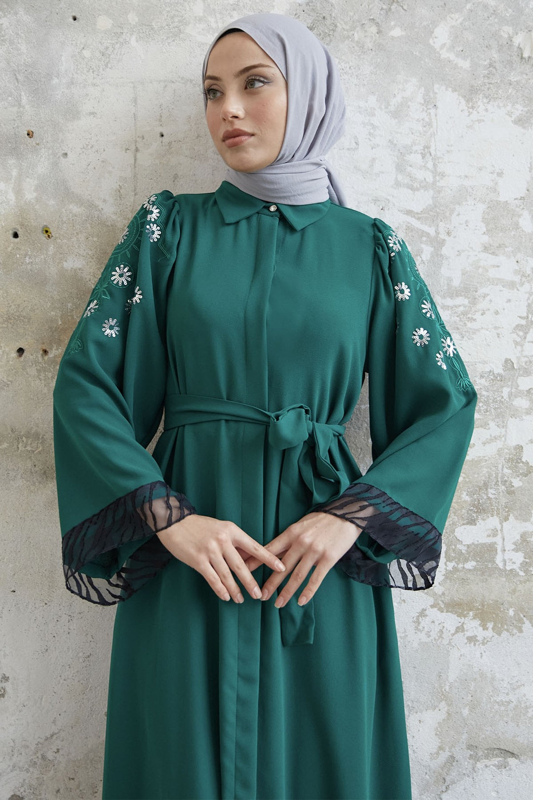 MDS Women Money Embroidered Sleeve End Abaya - Emerald Green - El Paso
