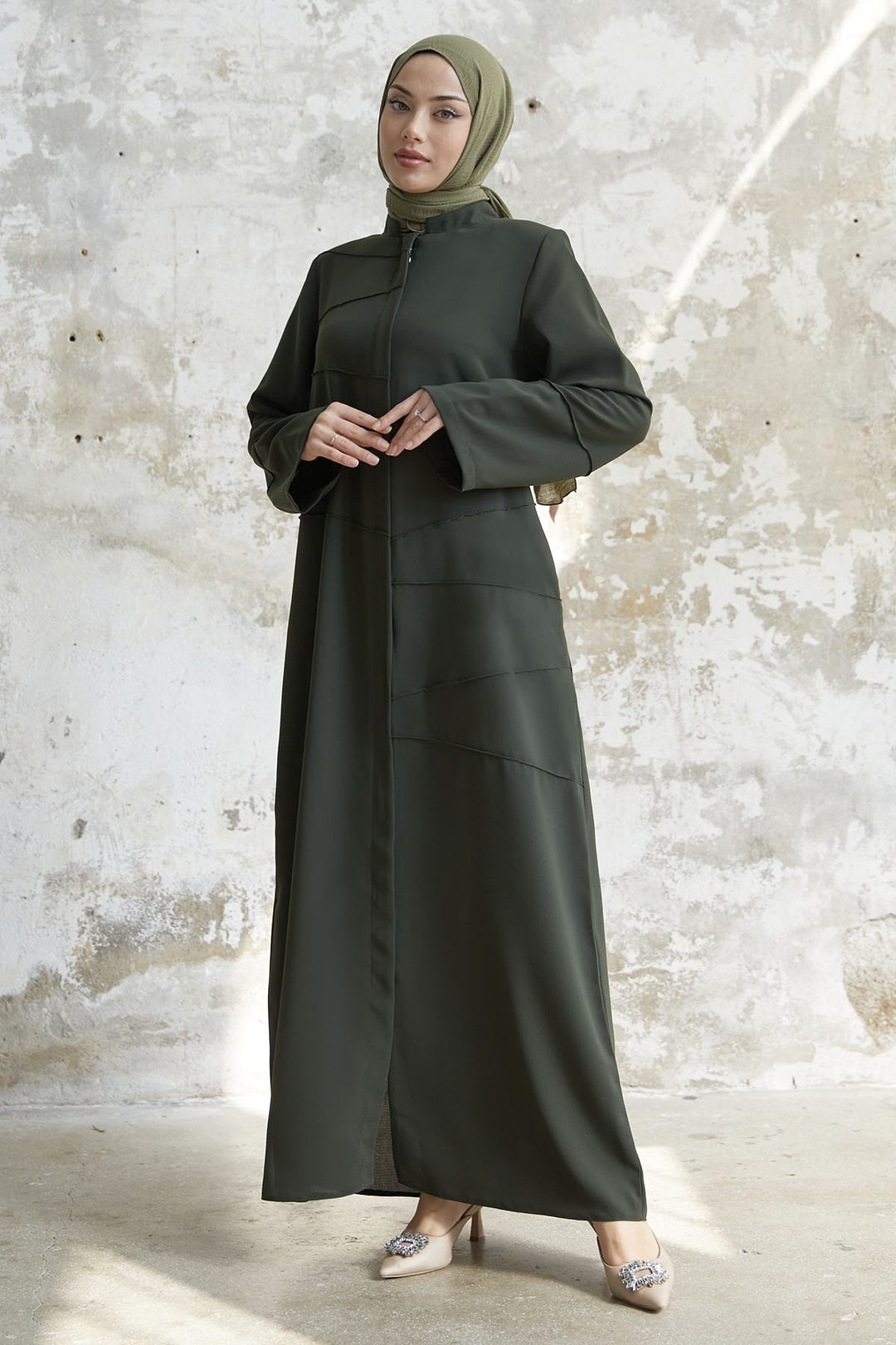 MDS Women Ivory Biye Pattern Abaya - Khaki - Gorinchem