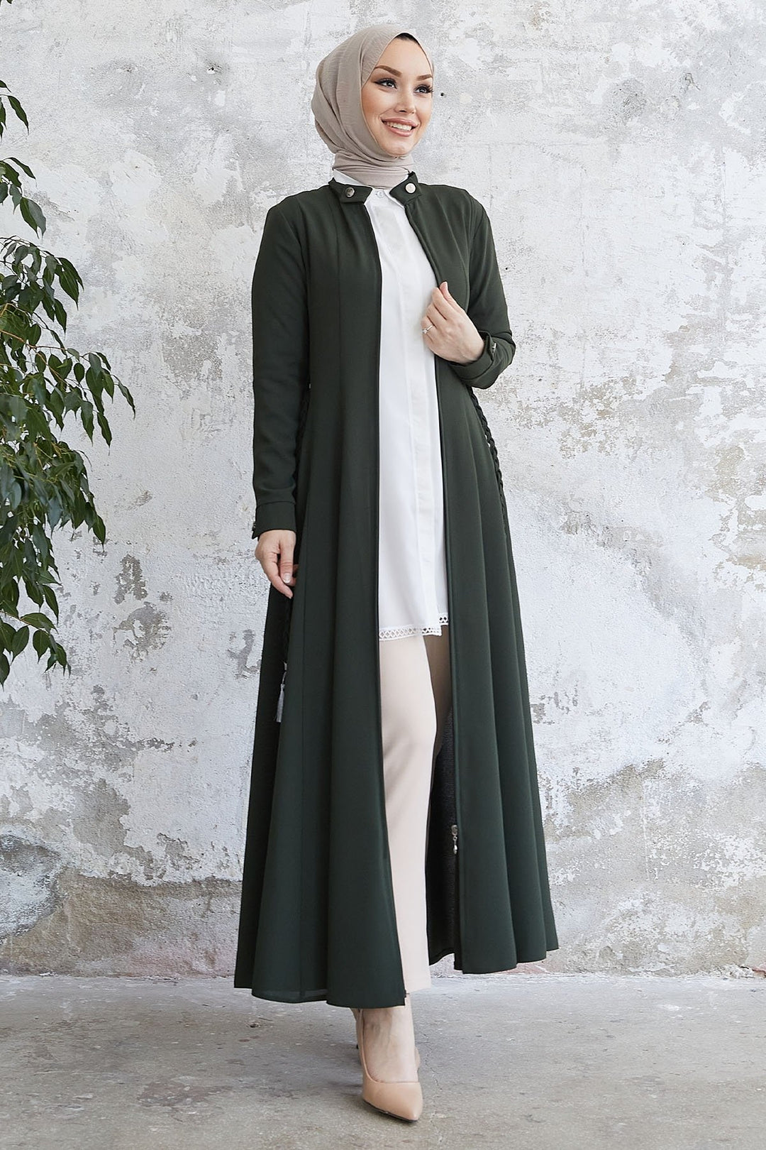MDS Women Sivya Coast Buttoned Belted Abaya - Khaki - Aschaffenburg