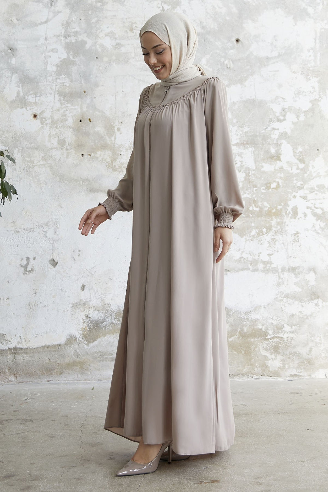 MDS Women Sleeve Tip Ruffled Abaya - Beige - Colima