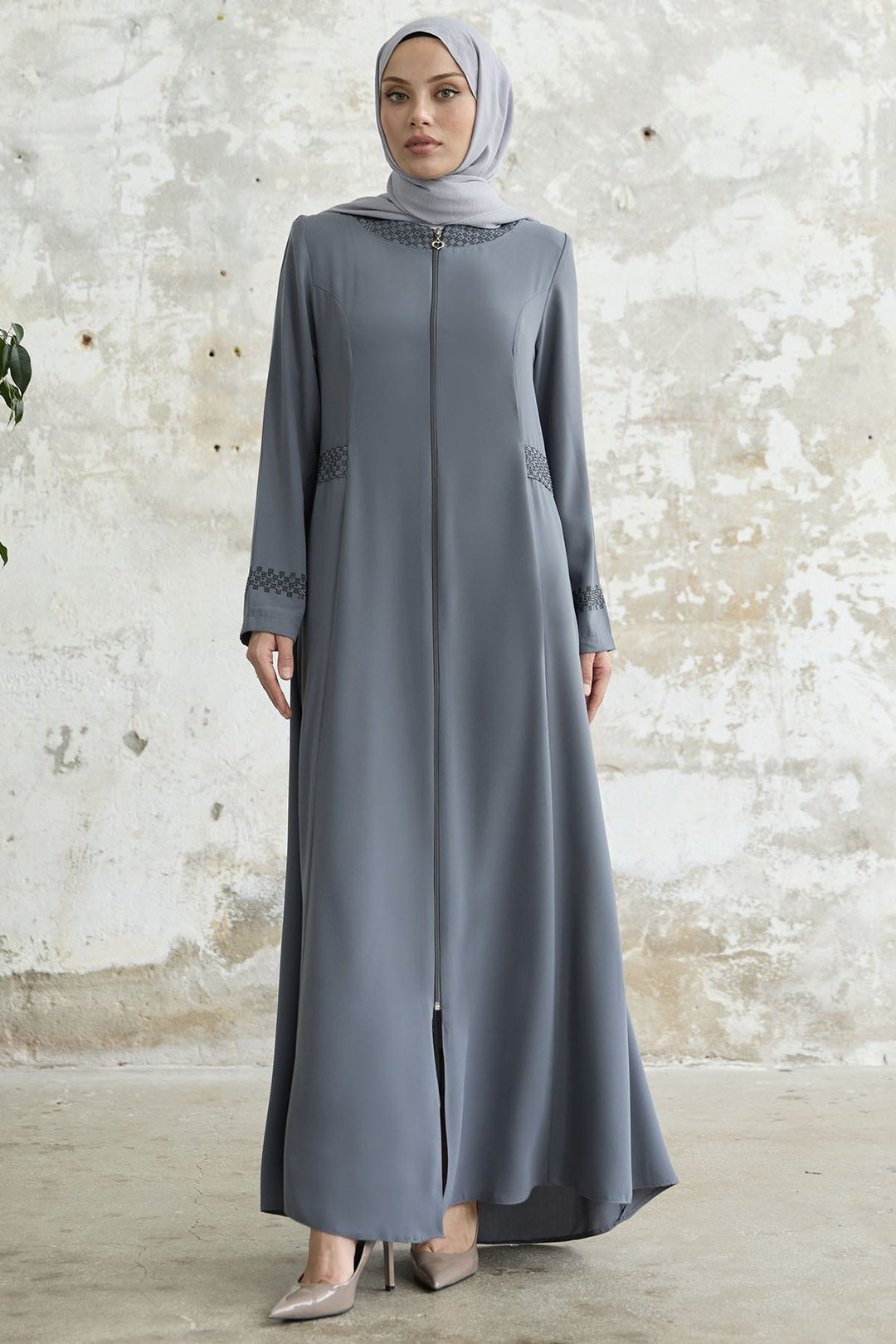 MDS Women Stone-embellished Abaya with Collar and Sleeves - Grey - Fresno