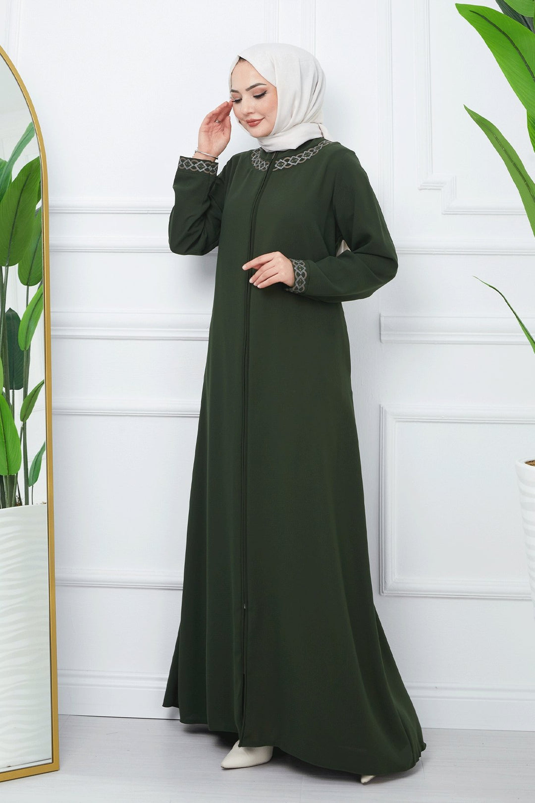 MDS Women Embroidered Pattern Honeycomb Fabric Abaya - Khaki - University City