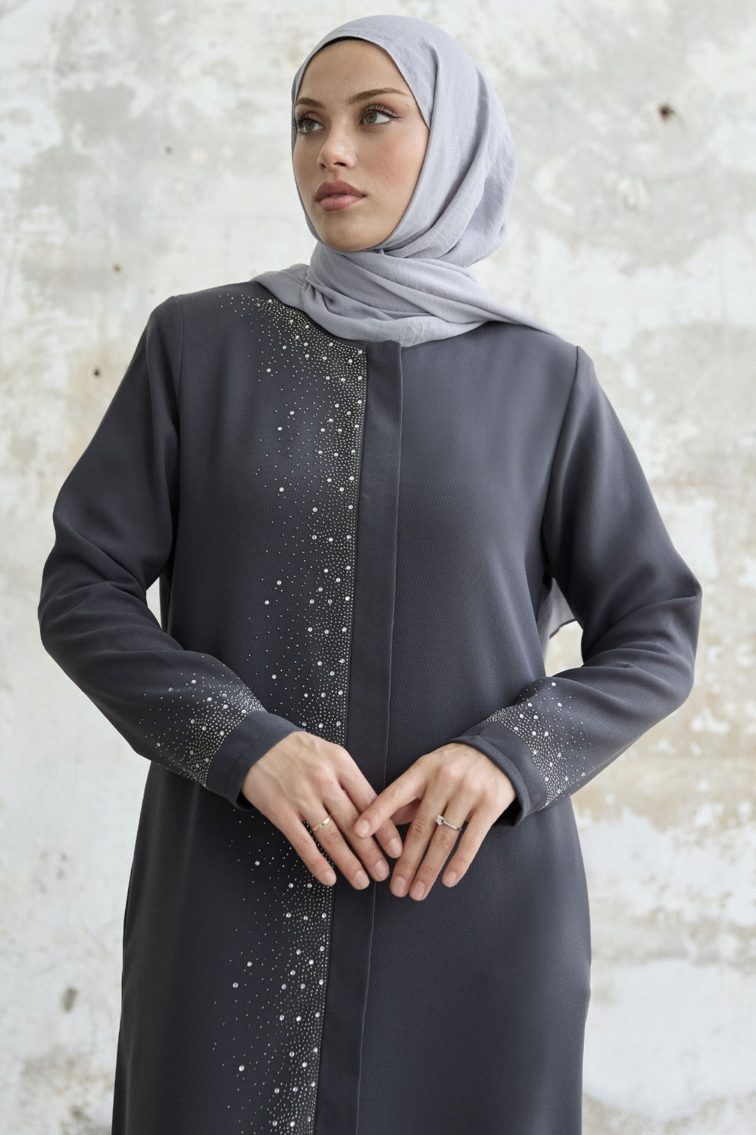 MDS Women Stone-embellished Abaya with Right Side - Anthracite - Tlalmanalco