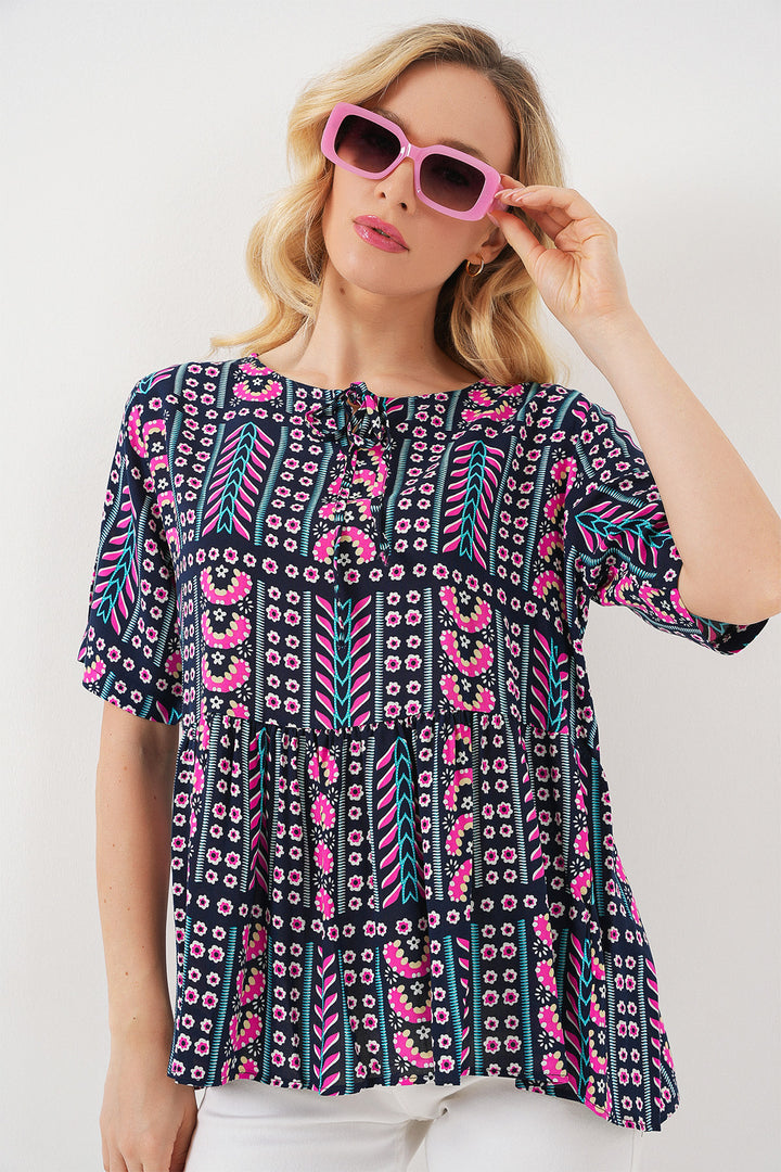 BGD Women Women's Patterned Short Sleeve Blouse 969 - Navy Blue - Guadalajara