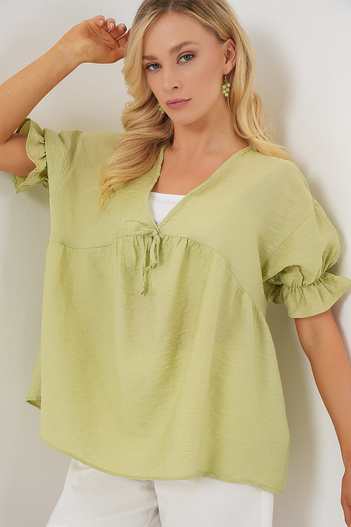 BGD Women Woman Front Laced Short Sleeve Blouse 962 - Dark Green - Schwerin