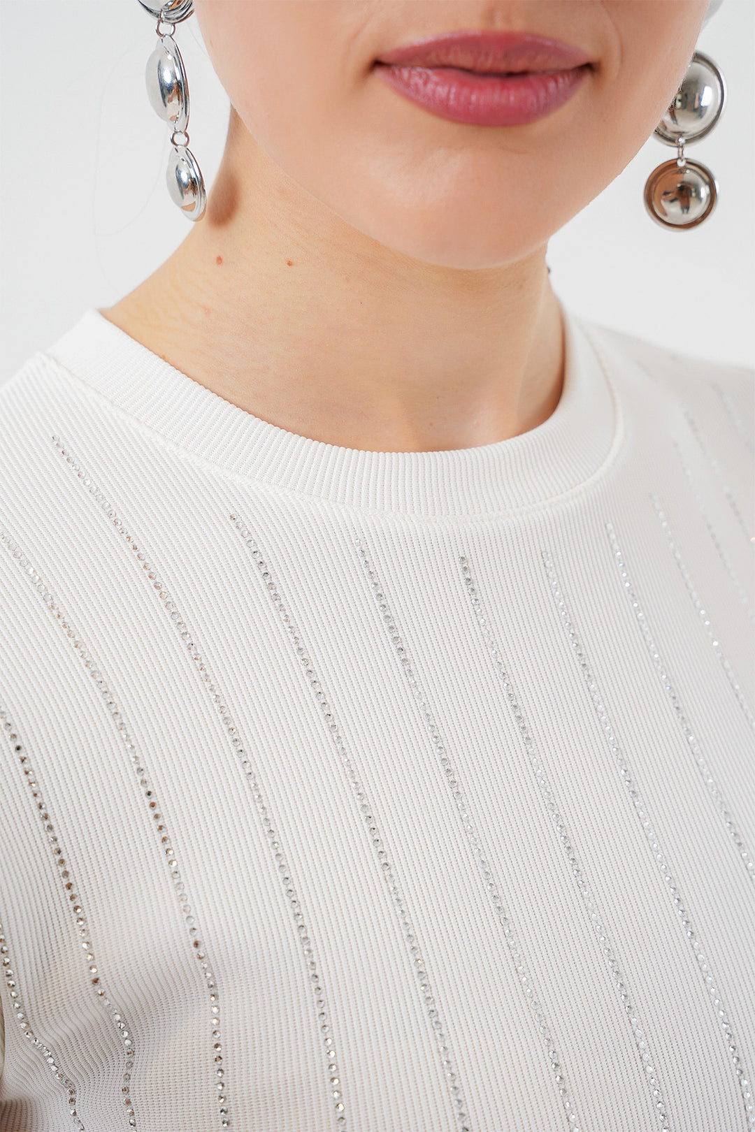 BGD Women Woman Zero Sleeve Stone Embellished Blouse 931 - White - Colmenar Viejo