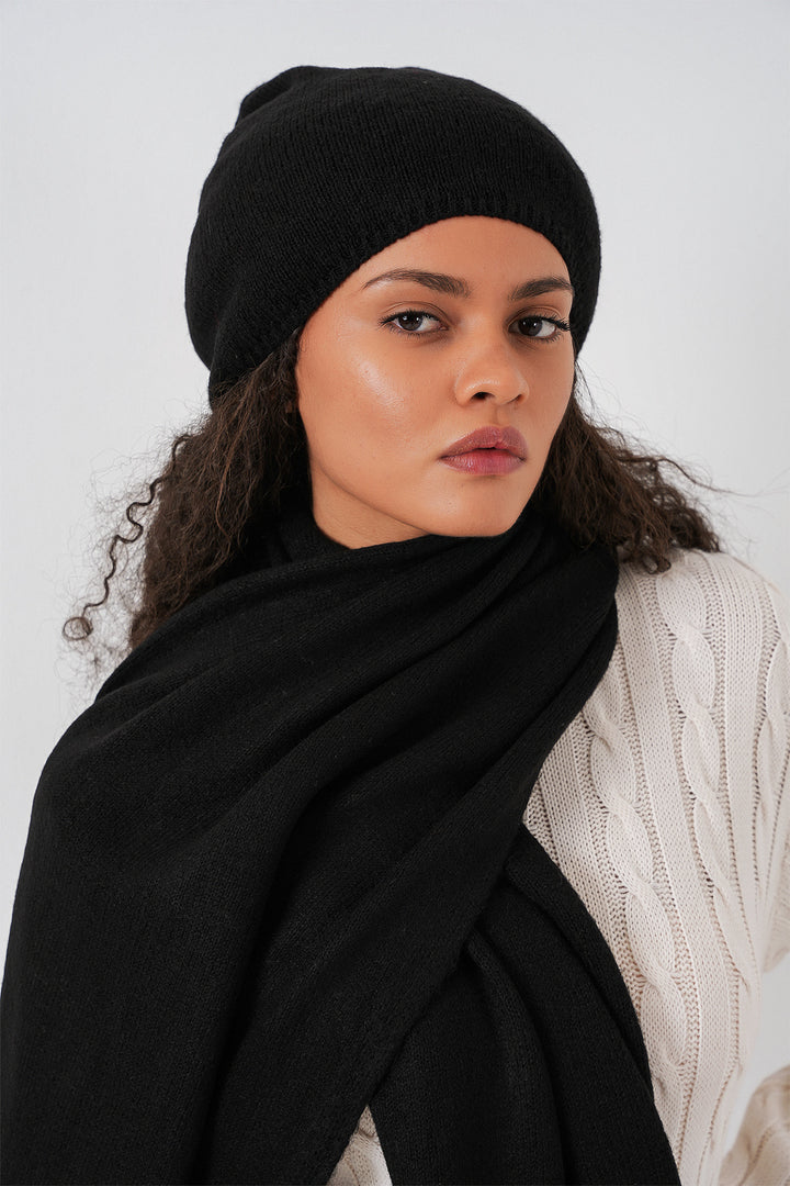 BGD Women Women's Knit Scarf Hat 15939 - Black - Meudon