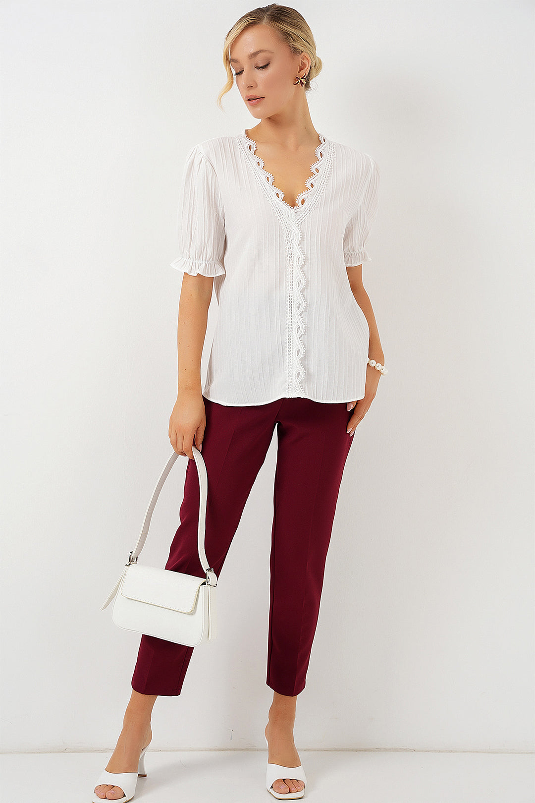 BGD Women Women's V-Neck Lace Blouse 956 - White - Móstoles