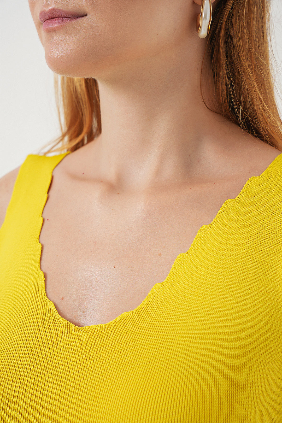 BGD Women Women's Zigzag V-Neck Blouse 15930 - Yellow - Montélimar