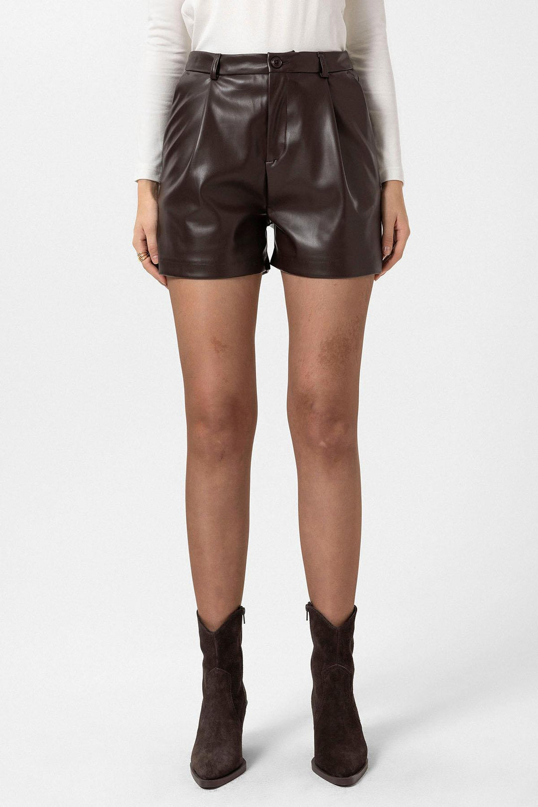 ANT Antioch Coffee Women's Faux Leather Women's Shorts - Alhaurín de la Torre