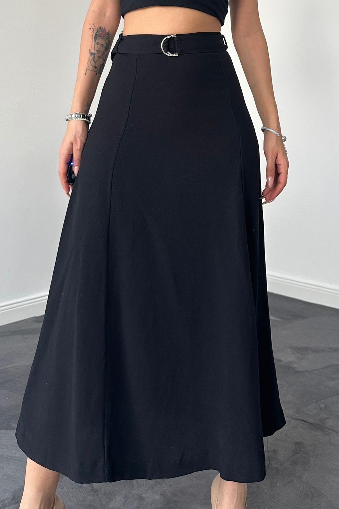 ELS Belted Skirt - Black - Batumi
