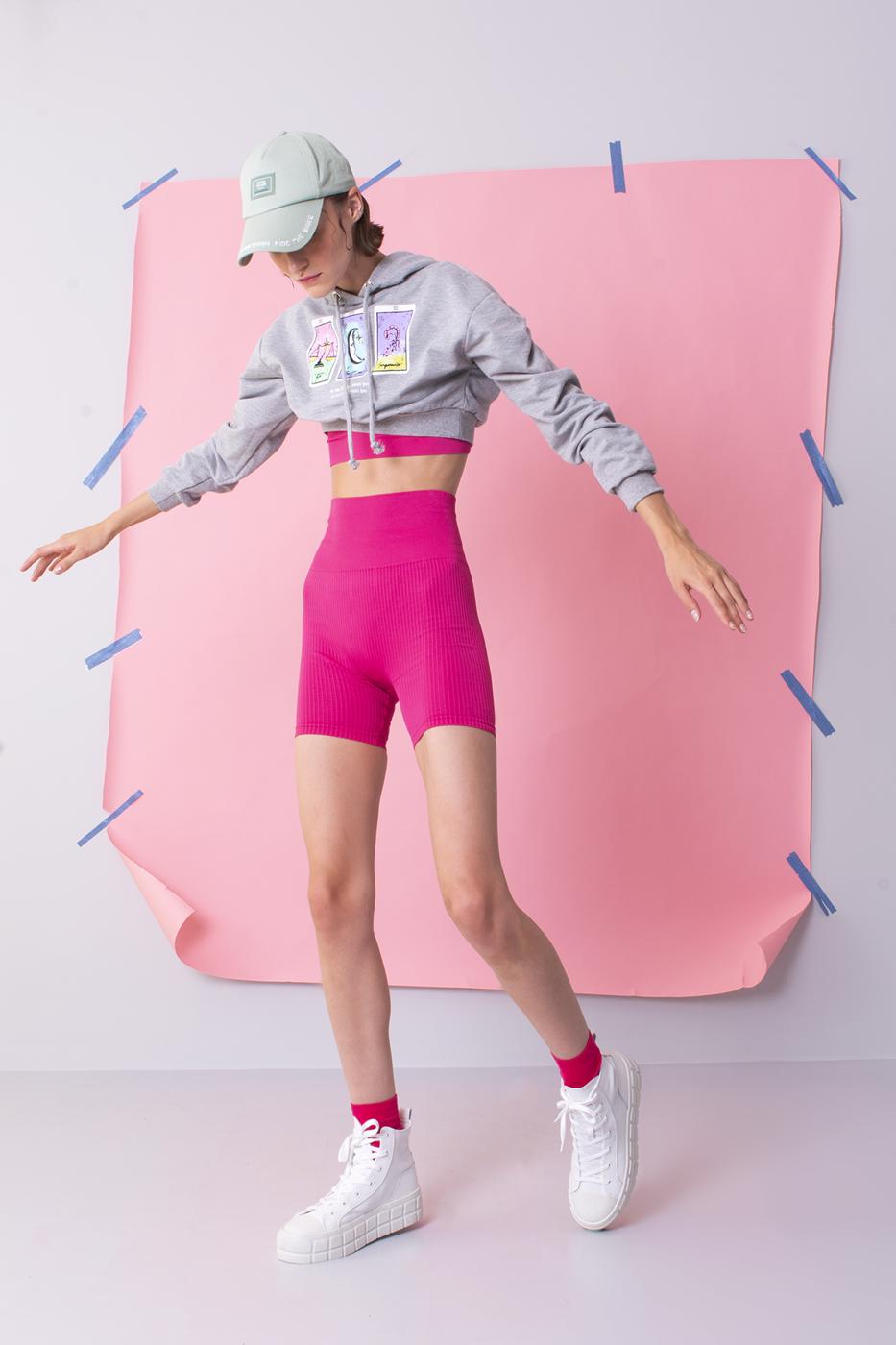 BSL Women Rib Knit Capri Sports Leggings - Dessau-Rosslau