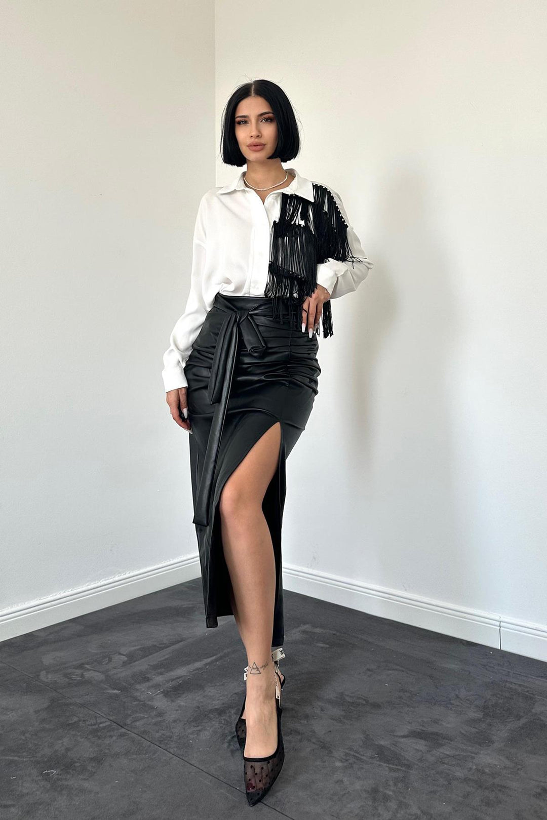 ELS Front Ruched Strap Skirt - Black - Chelles