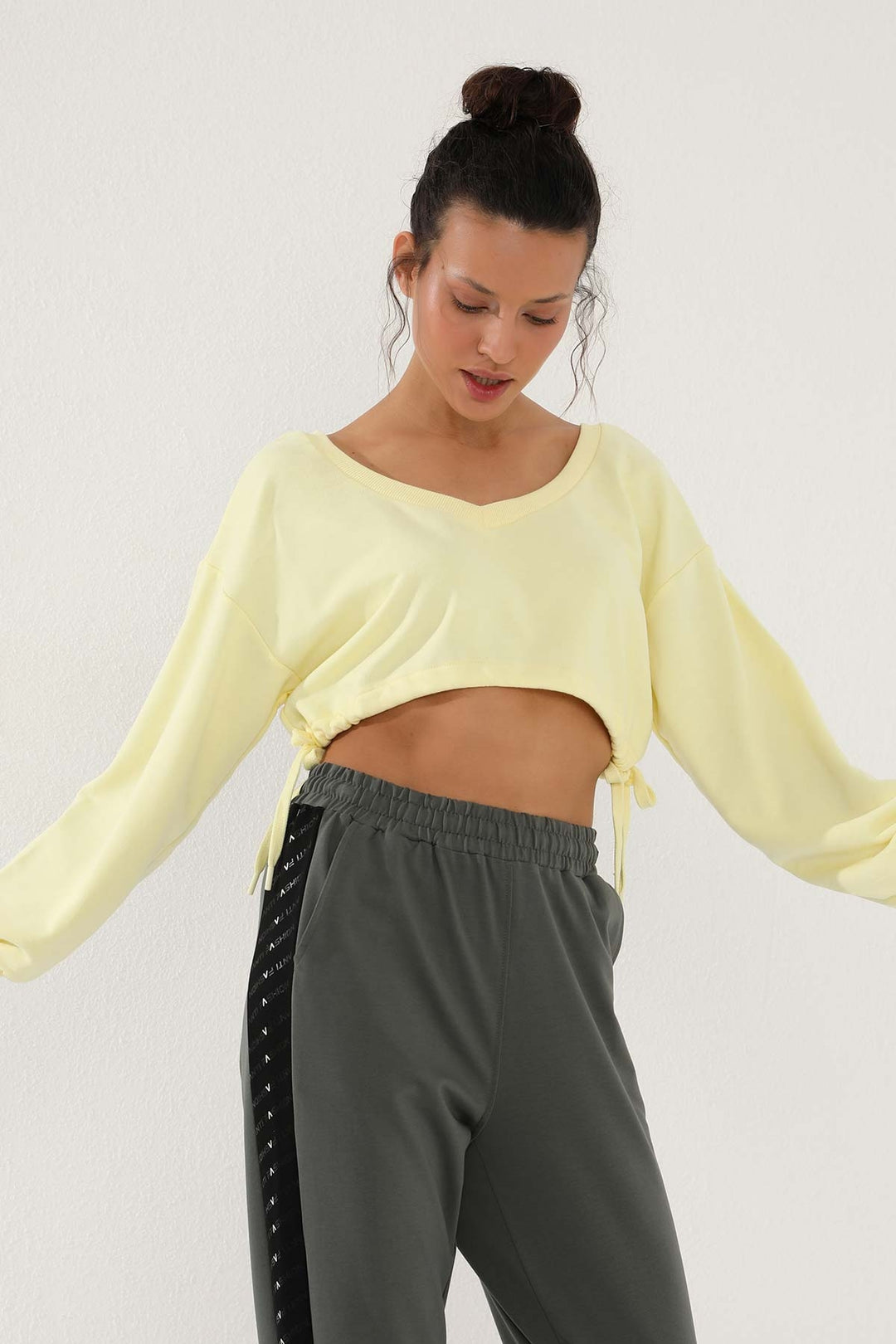 TMY Çağla Dotted Stripe Detailed Jogger Comfortable Fit Elastic Cuff Women's Sweatpants - 94579 - Peoria