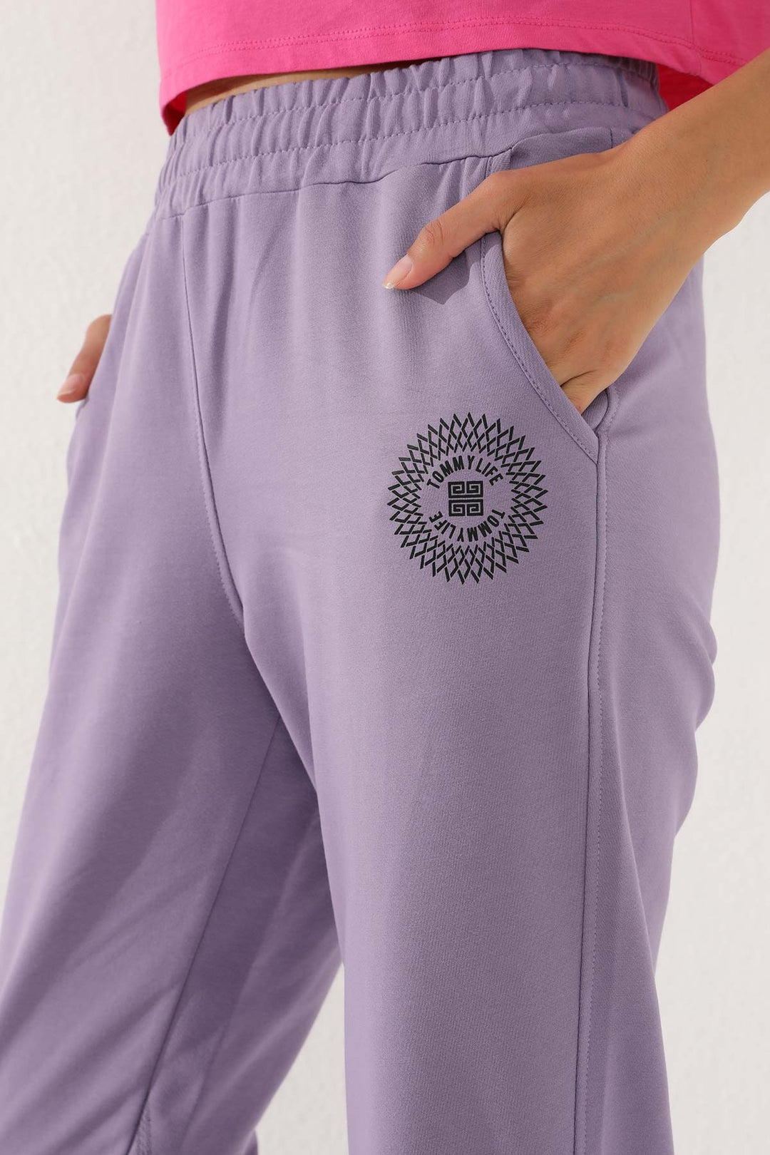 TMY Lilac Striped Comfortable Fit Elastic Cuff Women's Sweatpants - 94585 - North Vancouver