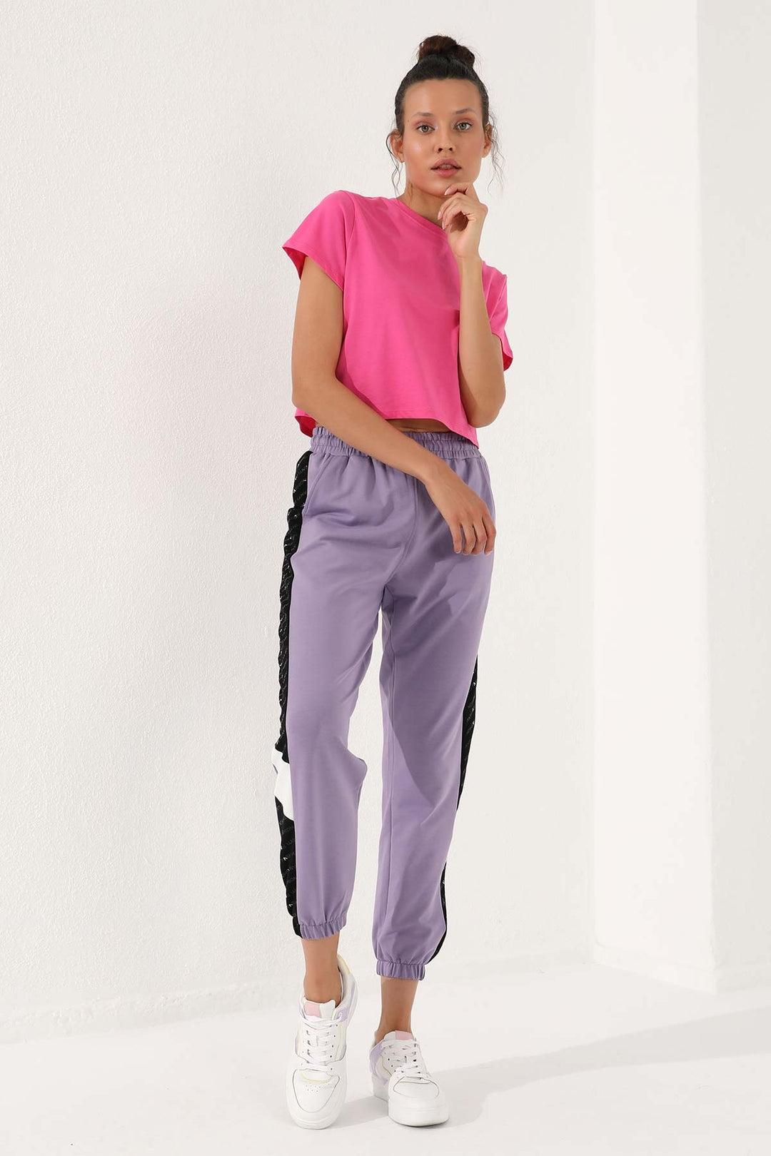 TMY Eflatun Dotted Stripe Detailed Jogger Comfort Fit Elastic Cuff Women's Sweatpants - 94579 - Madera