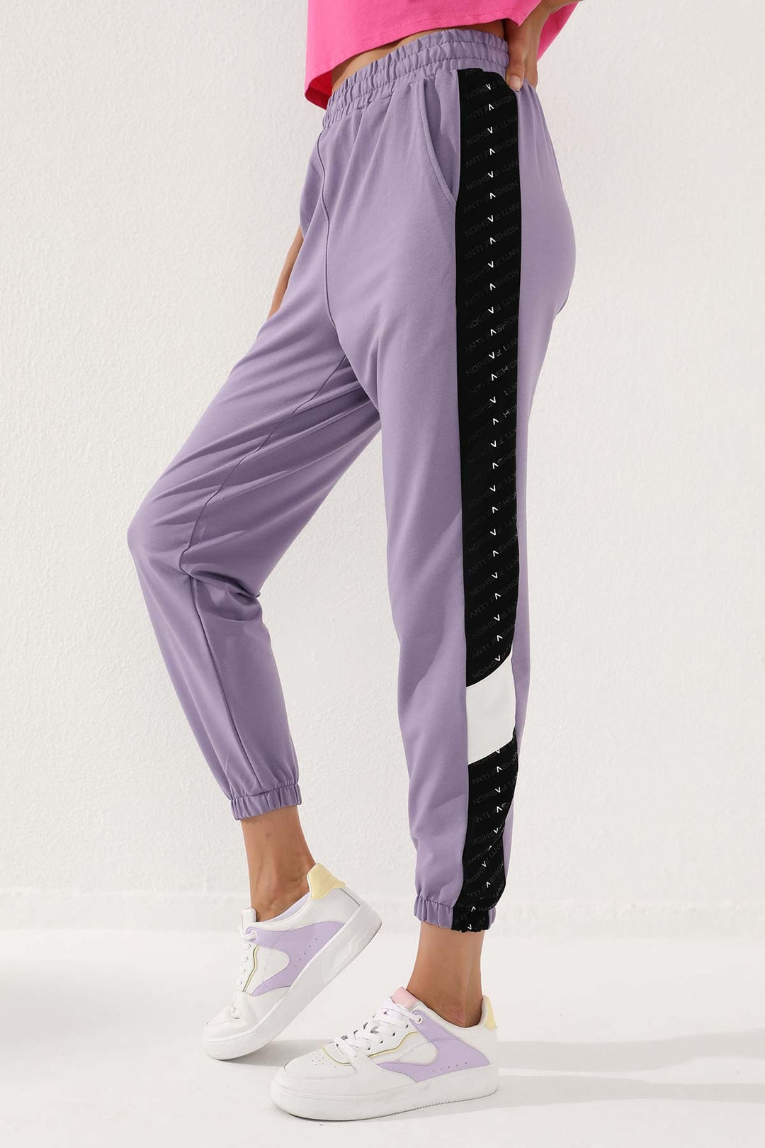 TMY Eflatun Dotted Stripe Detailed Jogger Comfort Fit Elastic Cuff Women's Sweatpants - 94579 - Madera