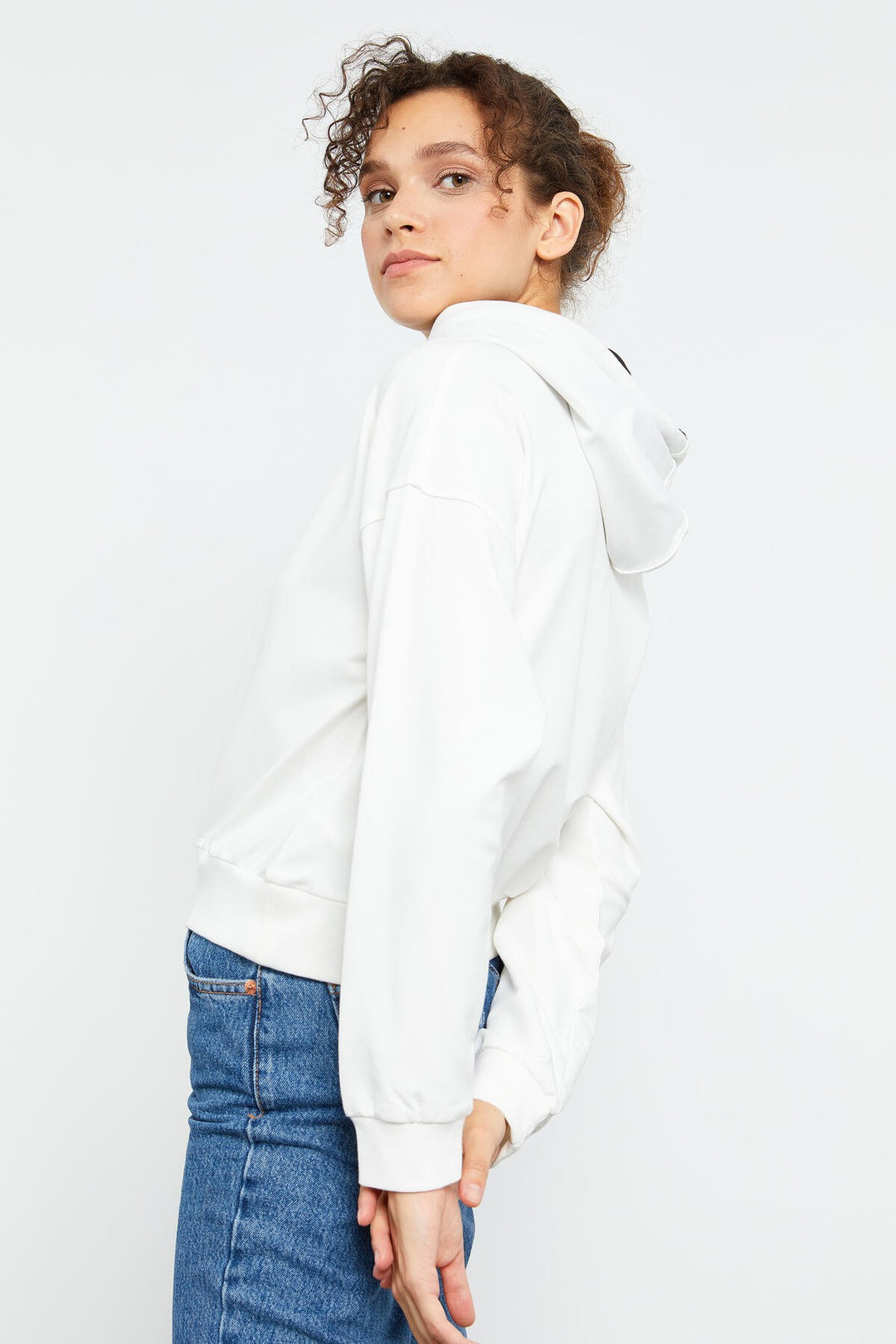 TMY Ecru Long Sleeve Comfortable Fit Hooded Women's Sweatshirt - 97115 - Caerdydd