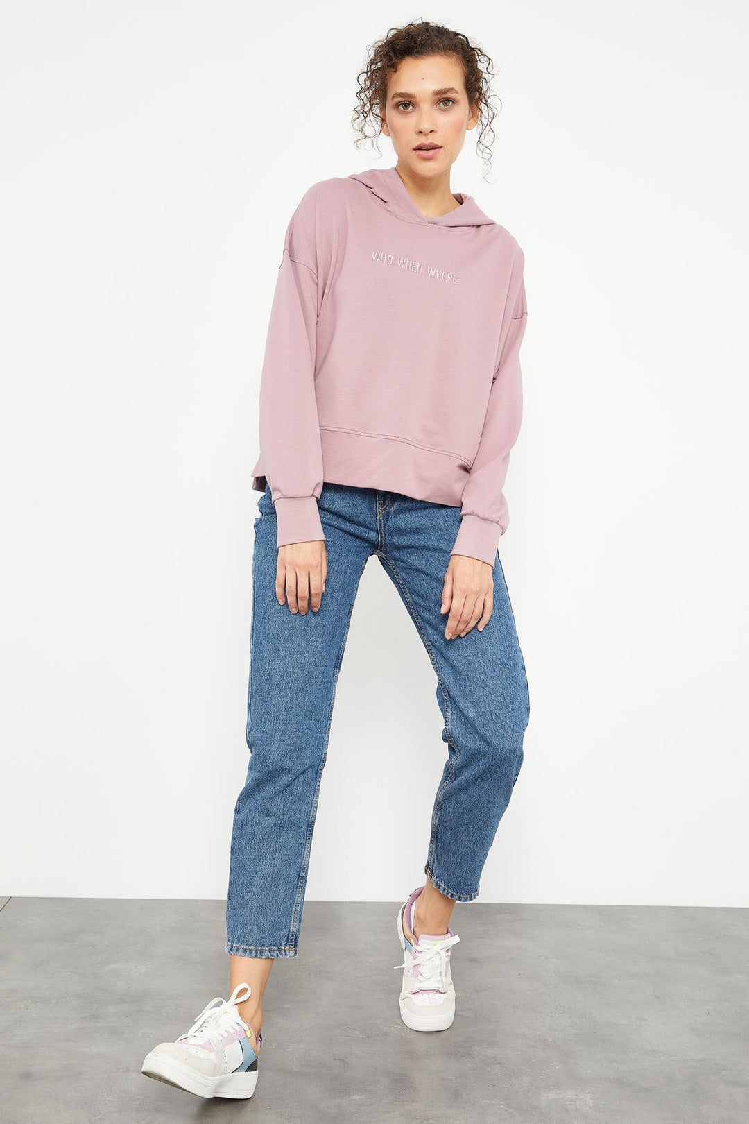 TMY Dried Rose Embroidered Hooded Basic Women's Oversized Sweatshirt - 97164 - Vila do Conde