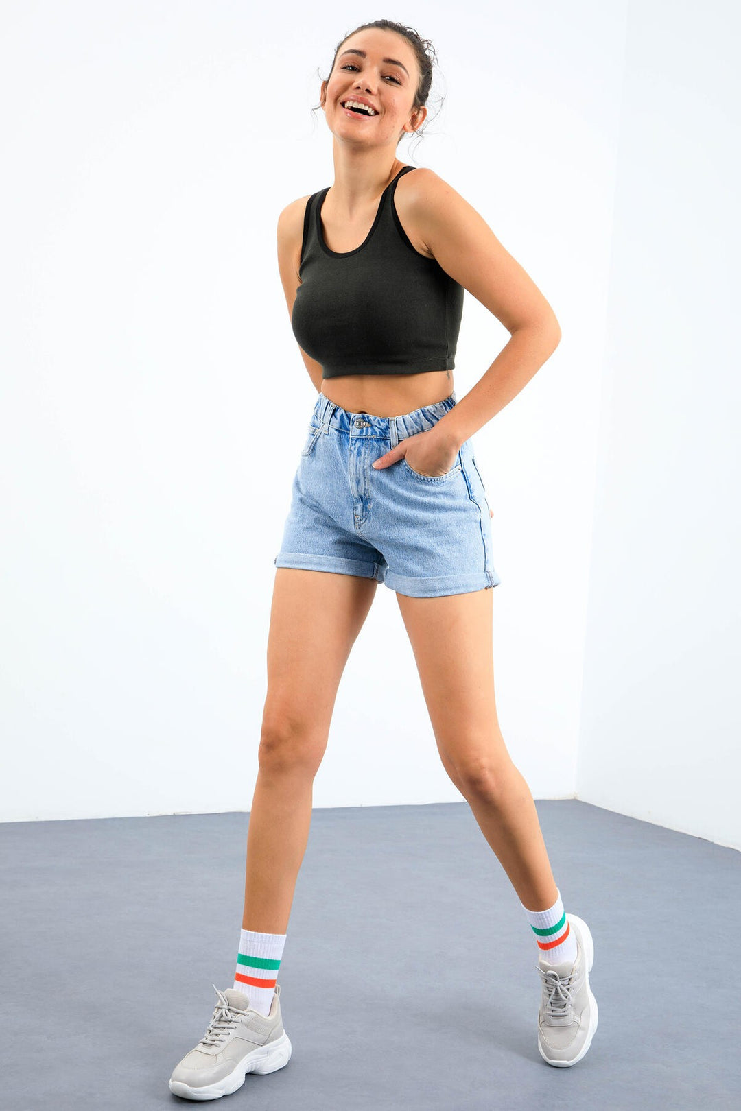 TMY Haki Basic Zero Sleeve Tight Fit U Neck Women's Crop Top Tank Top - 97162 - Prince George
