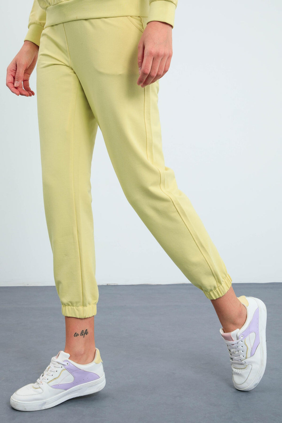 TMY Lemon Hooded Kangaroo Pocket Oversized Elastic Cuff Women's Tracksuit - 95288 - Faenza