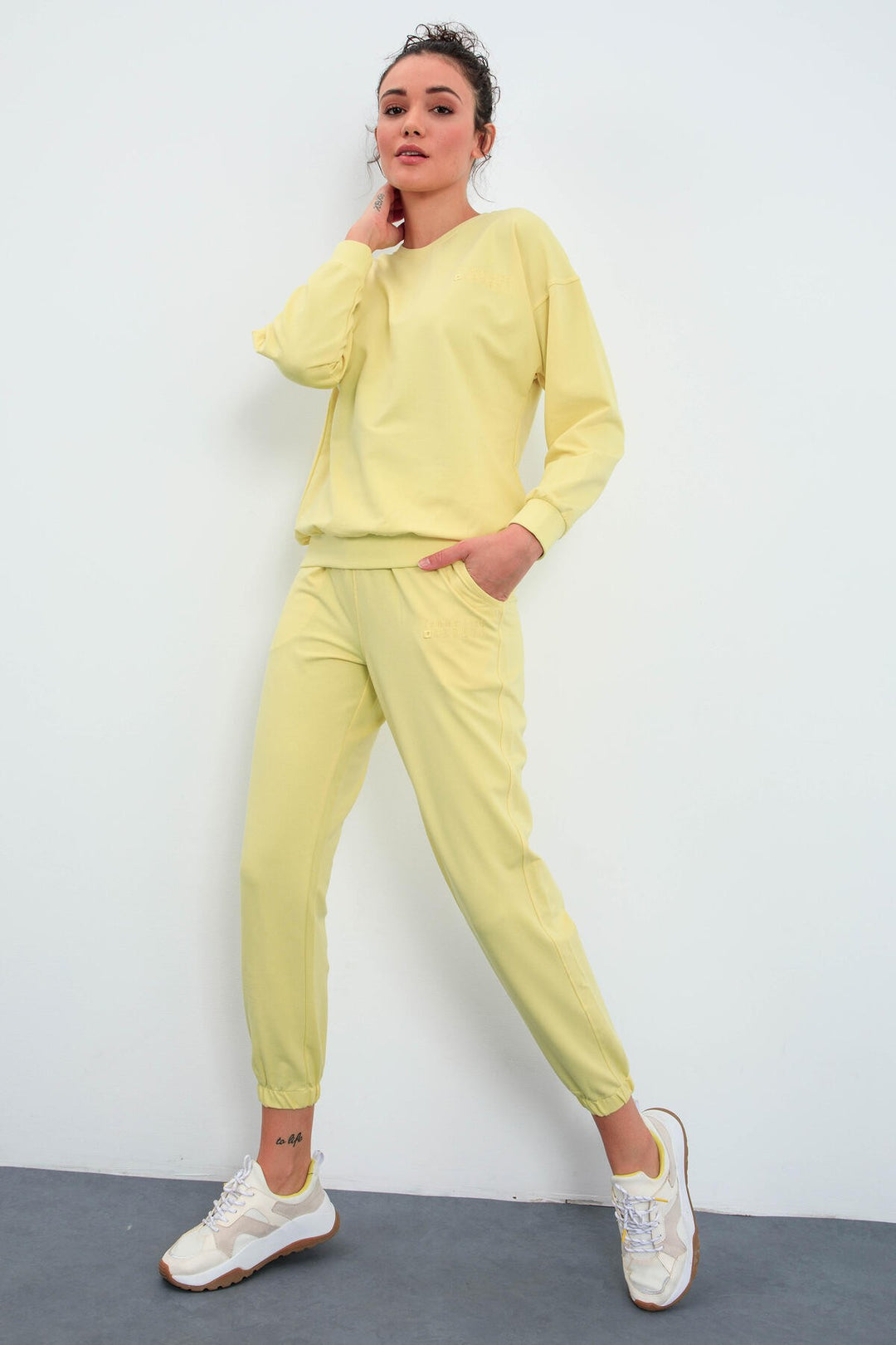 TMY Lemon O Neck Oversized Elastic Cuff Women's Tracksuit Set - 95287 - Wheaton