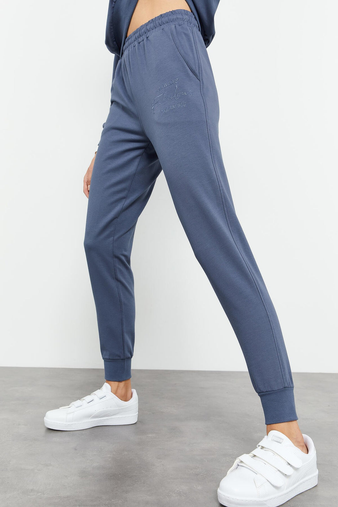 TMY Petrol Round Neck Embroidered Women's Oversized Tracksuit - 95300 - Brive-la-Gaillarde