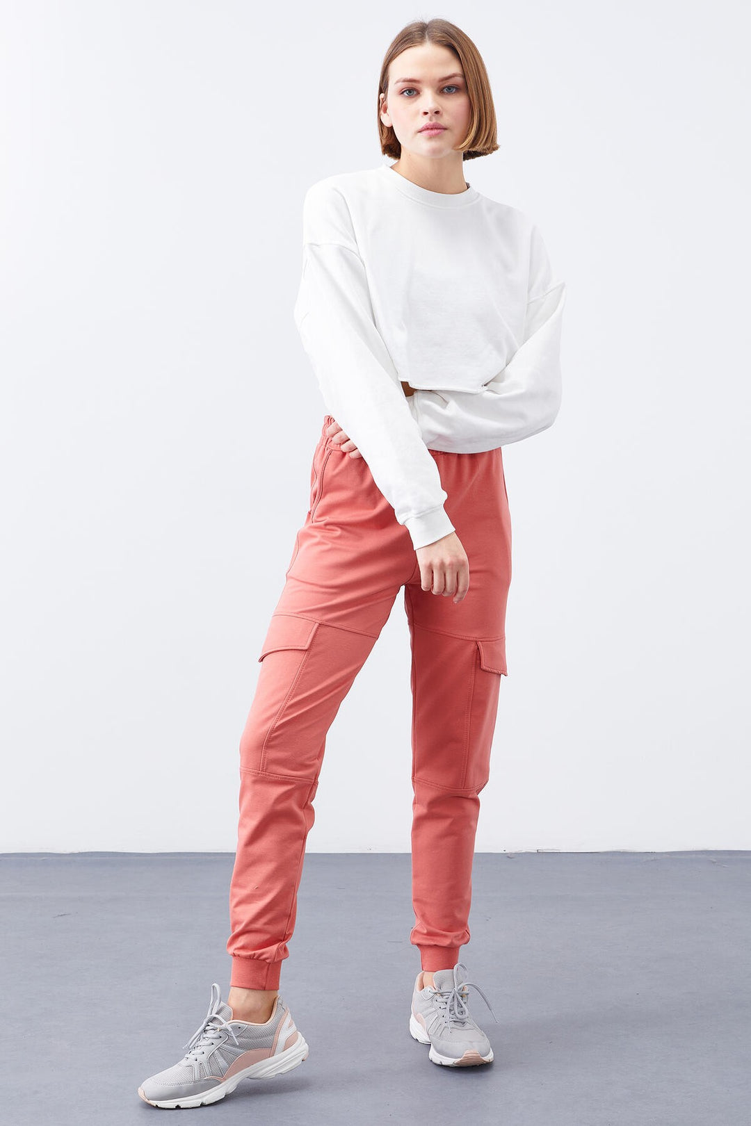 TMY Powder Cargo Pocket Comfortable Fit Cuffed Women's Sweatpants - 94581 - Lerma